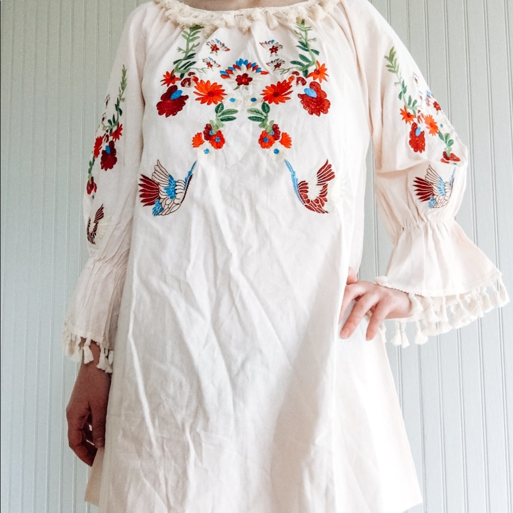 Velzera Blush Embroidered Boho Tunic Dress Small